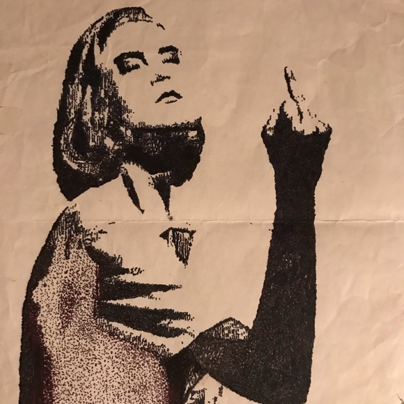 Meet your Posher, Stephi - Picture 1 of 1